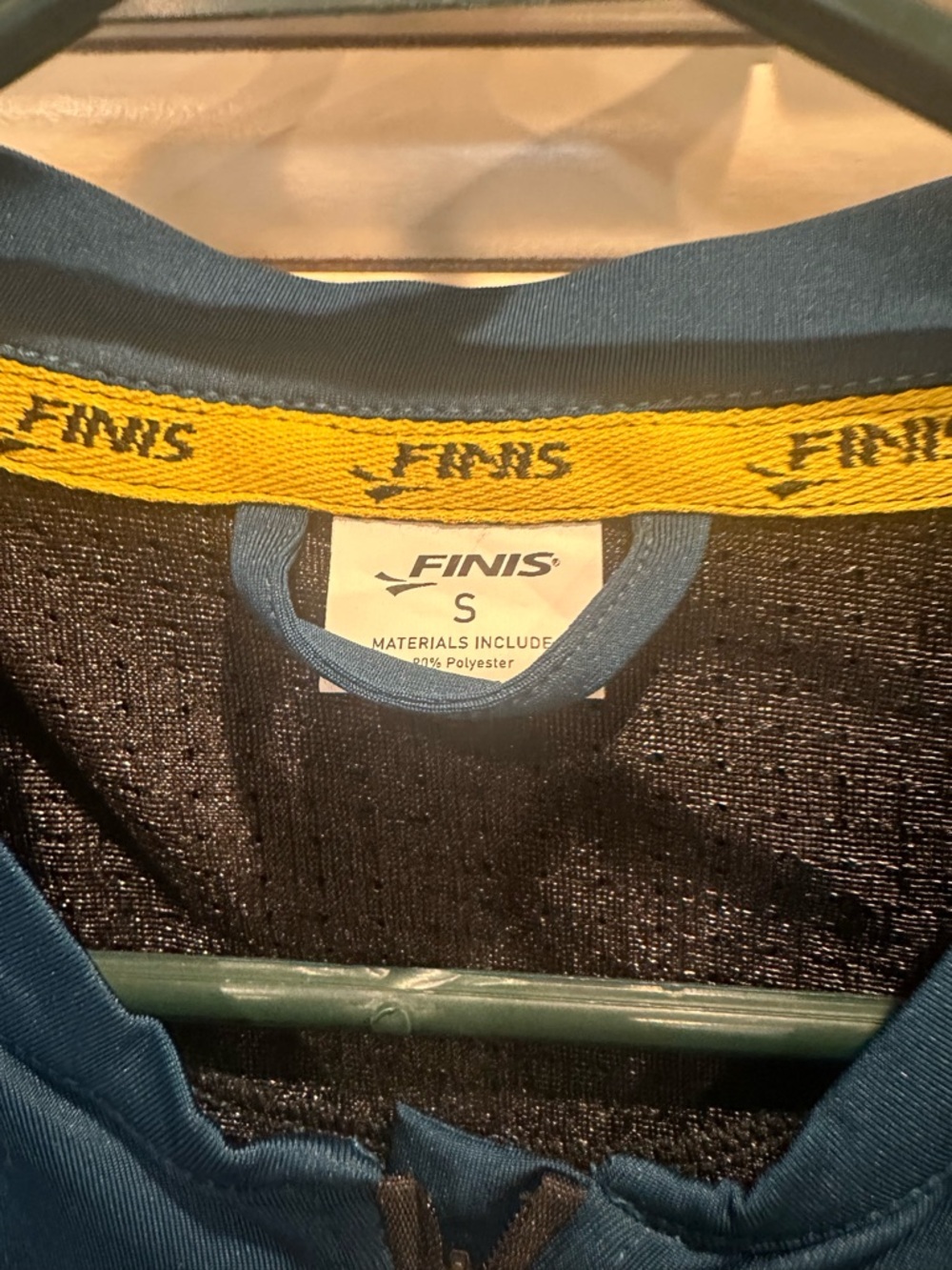 Finis - Picture 4 of 8